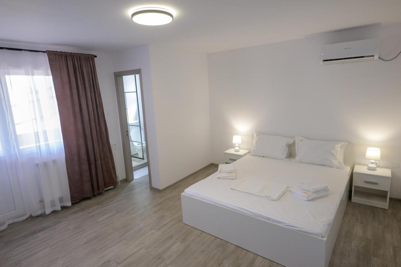Vila Rd Hotel Констанца Екстериор снимка