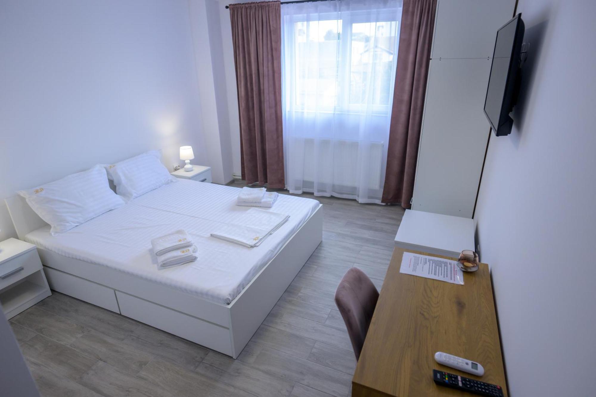Vila Rd Hotel Констанца Екстериор снимка
