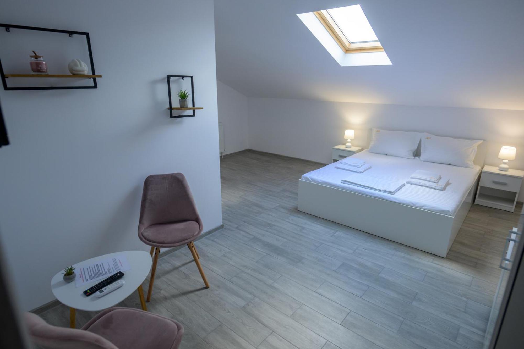 Vila Rd Hotel Констанца Екстериор снимка
