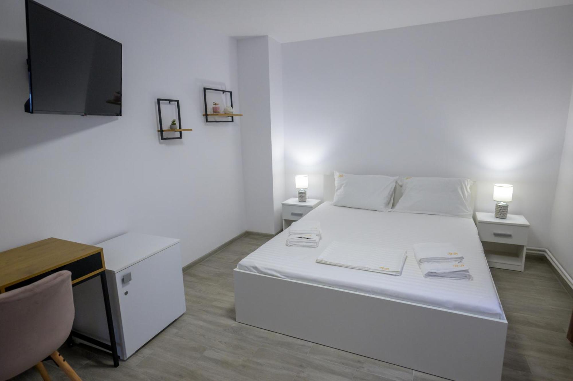 Vila Rd Hotel Констанца Екстериор снимка